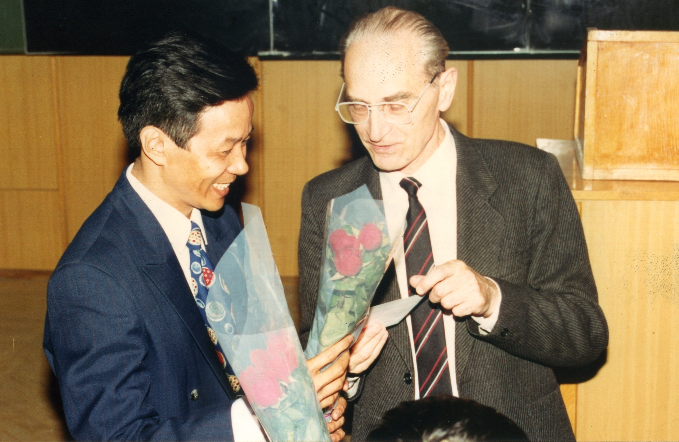 Ký ức không phai về “người lái đò” nghiêm khắc

